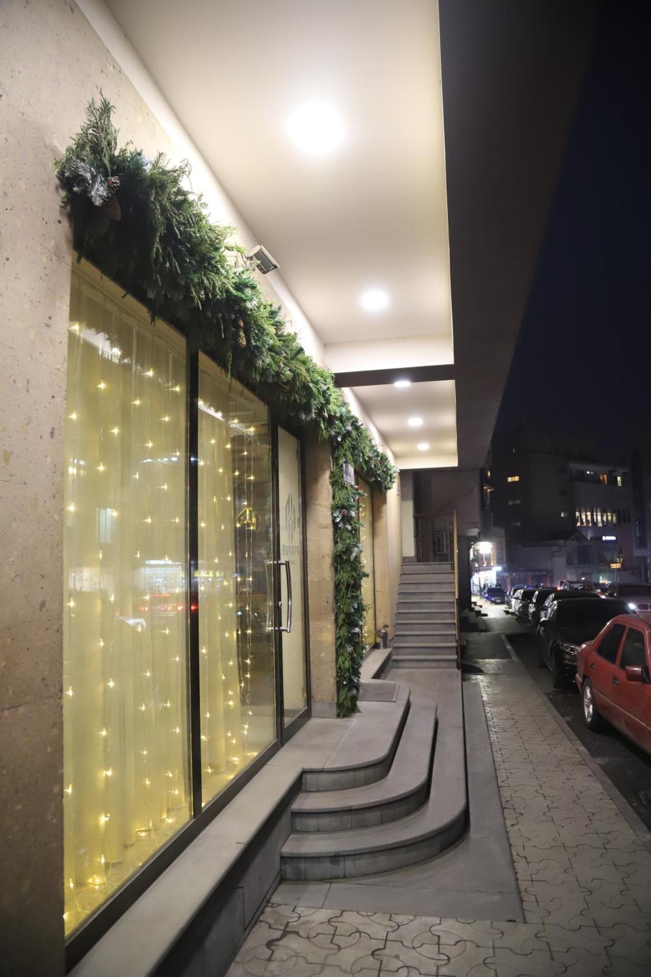 Evn Boutique Hotel Jereván Kültér fotó